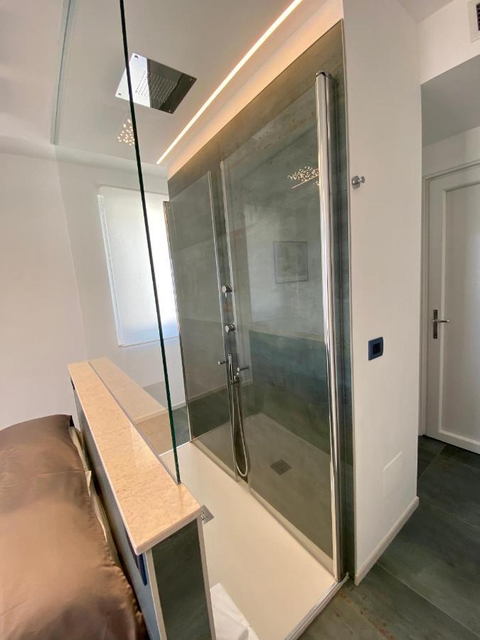 Marina Bay Luxury Rooms Peschici Exterior foto