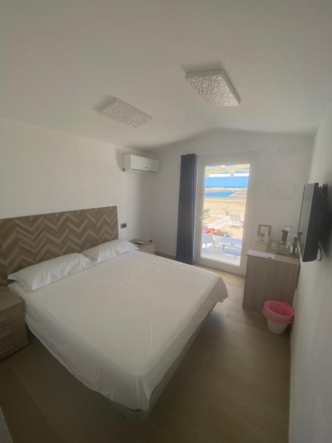 Marina Bay Luxury Rooms Peschici Exterior foto